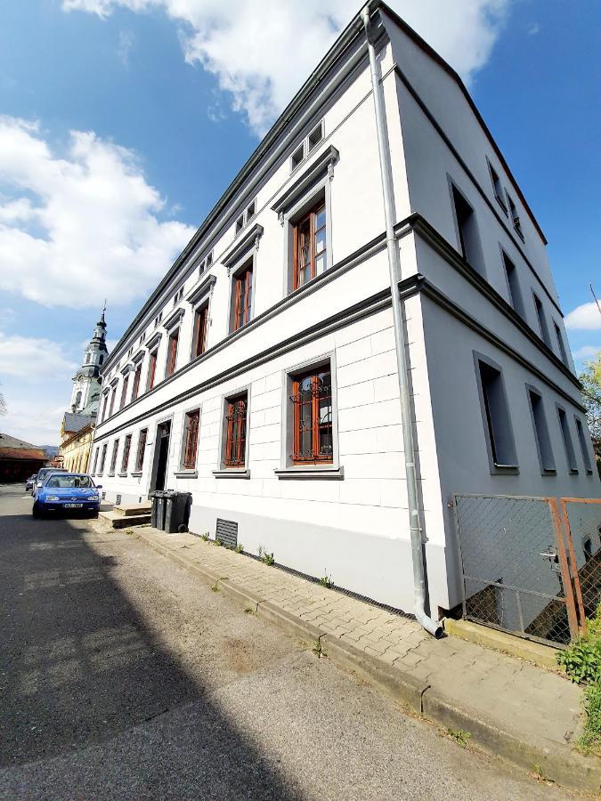 Apartman Spalovka Nový Bor Екстериор снимка